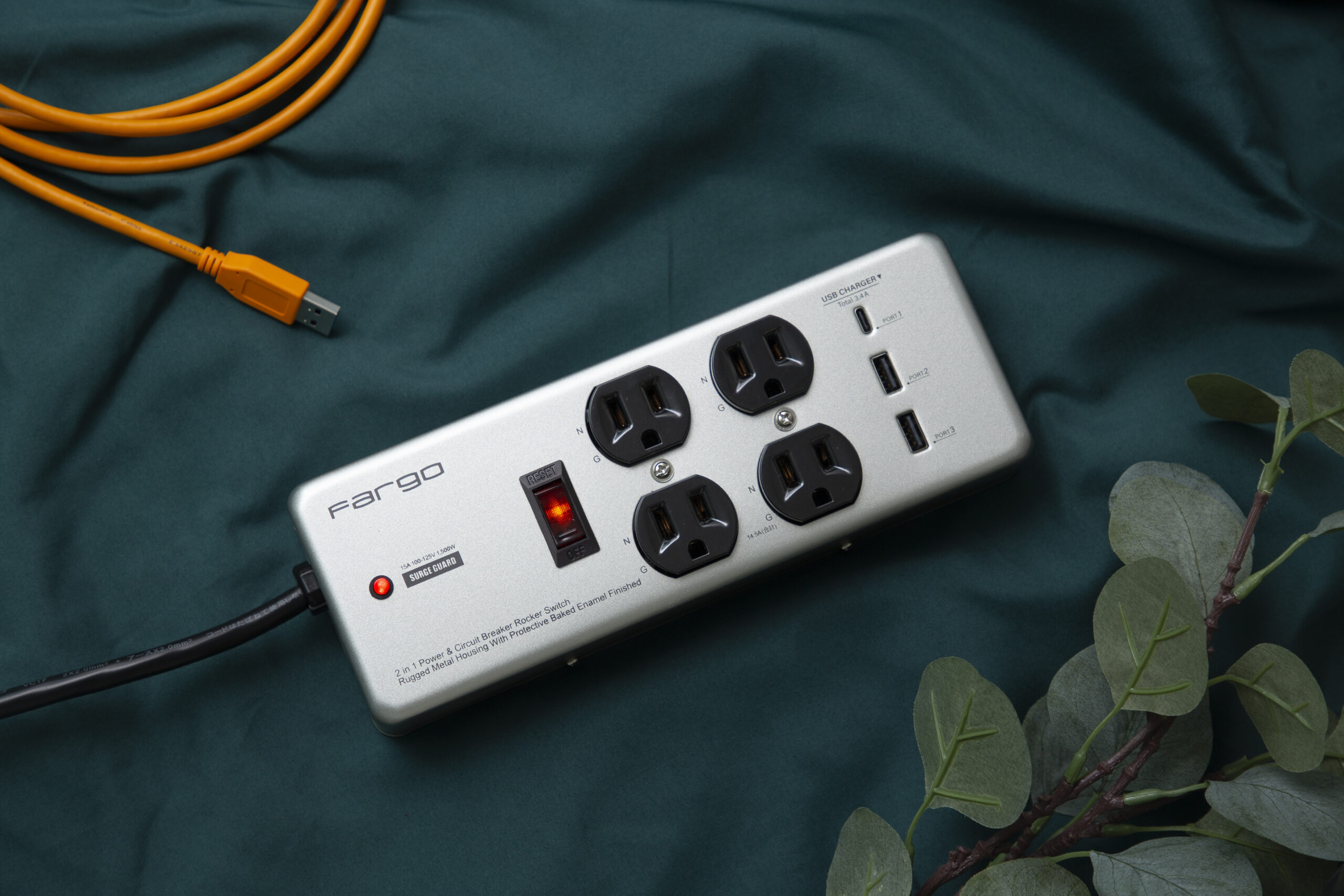 【USB-C対応】STEEL TAPに新型モデルが登場！
